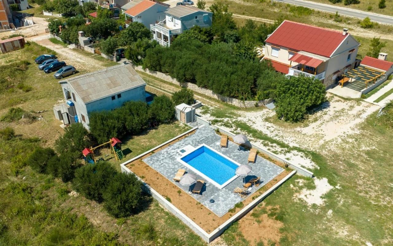 Family Friendly Apartments With A Swimming Pool Rtina - Stosici, Zadar - 21450 Exterior foto